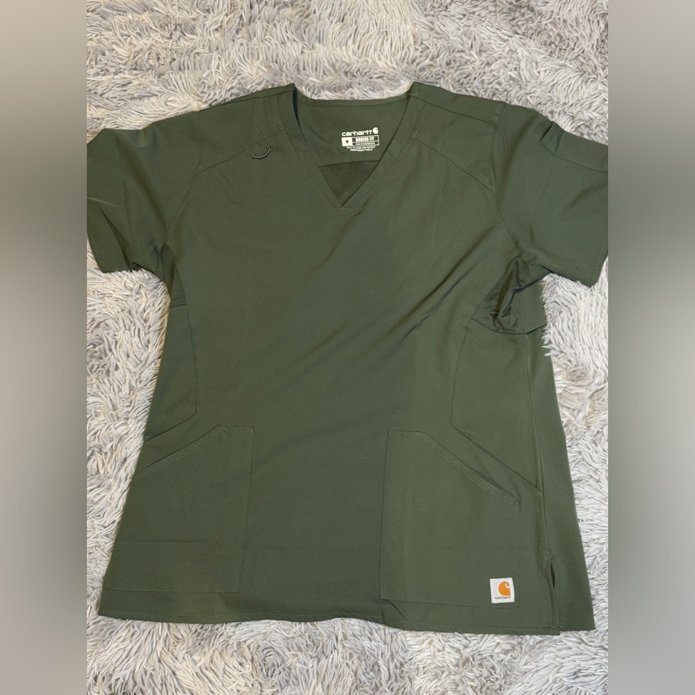 Carhartt women’s scrub top‎ size medium olive green.